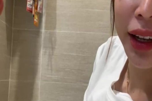 sex hồng kông Anh gia sư bất lực trước cô học trò không lo học chỉ muốn chịch